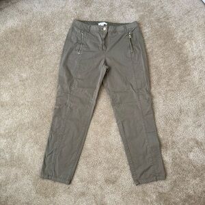 Chico Womens 1 US 8 Army Green Cargo Pants With Gold Accents: Casual Work